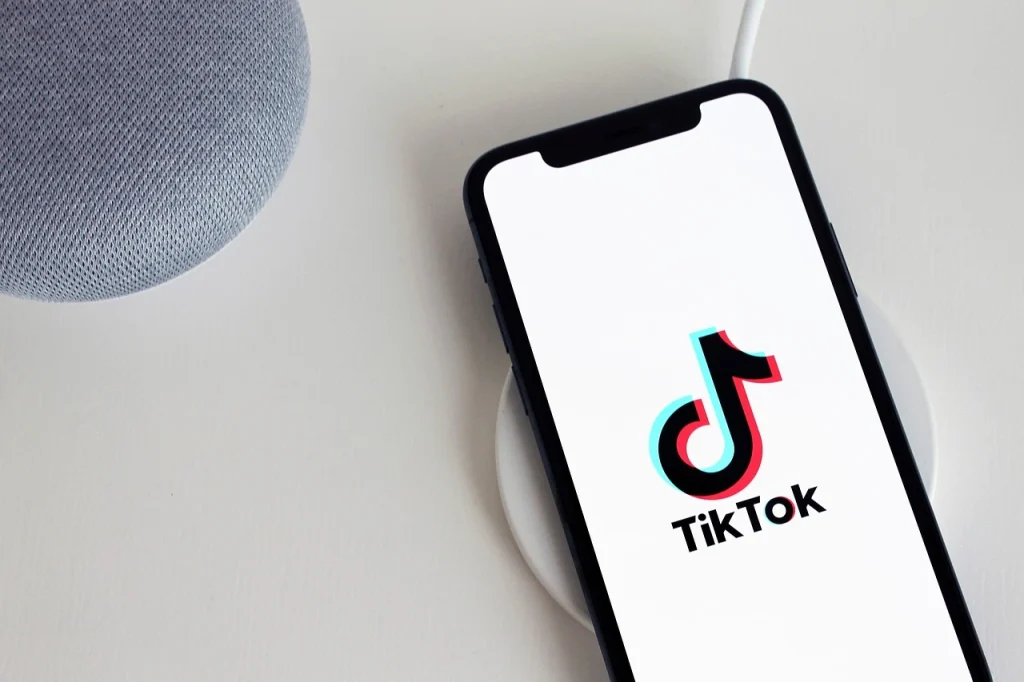 Free TikTok Ads Creator & Library